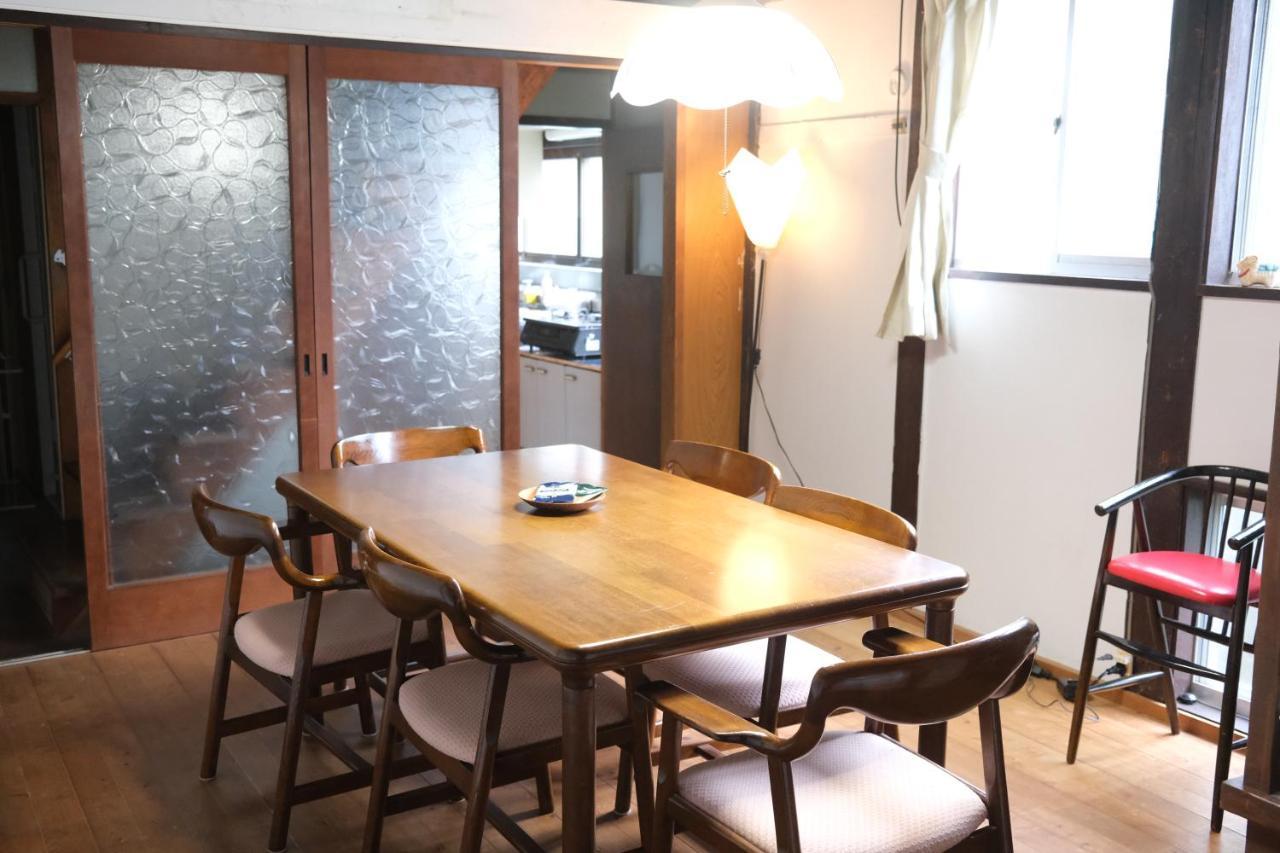 Fukutsu Guesthouse Kojiya 暮らしをつくる宿 旧糀屋 المظهر الخارجي الصورة