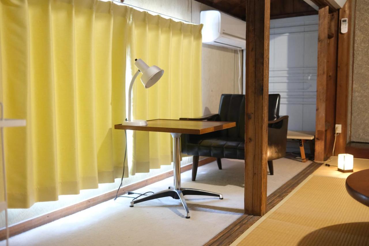 Fukutsu Guesthouse Kojiya 暮らしをつくる宿 旧糀屋 المظهر الخارجي الصورة